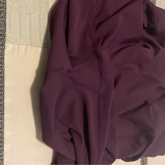 Zyia hi-rise light n tight 20” compression capri size 8-10 - Picture 4 of 6